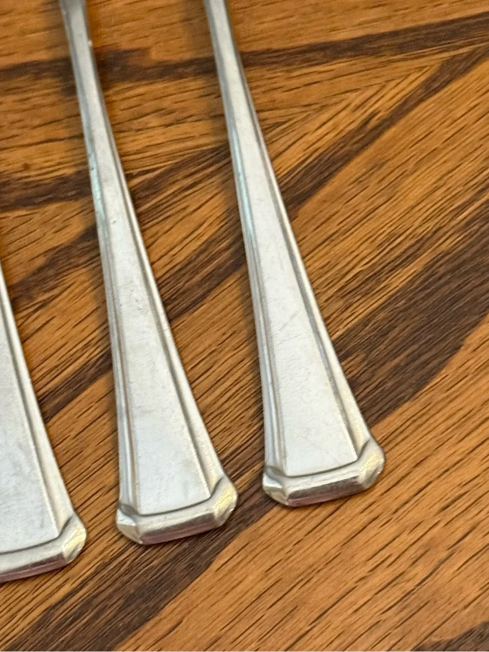 4 Oneida MAESTRO ST LEGER Dinner Forks Stainless Flatware